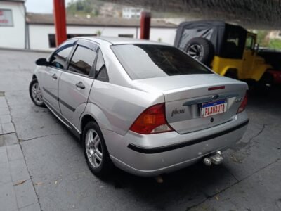 Focus Sedan 2.0