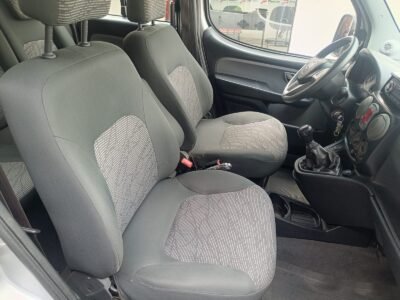 Doblo Essence 1.8 Flex