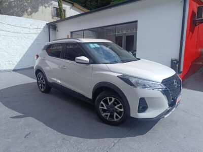 Kicks Sense 1.6 Flex