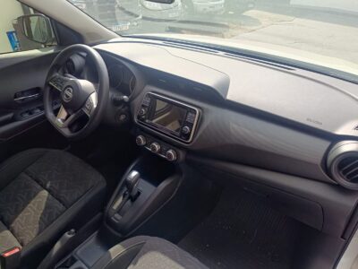 Kicks Sense 1.6 Flex