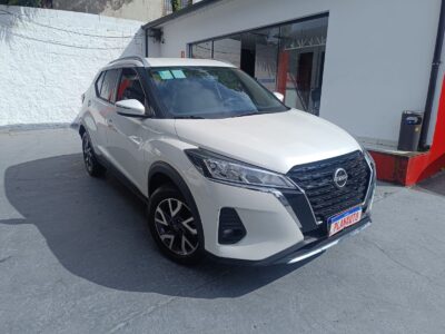 Kicks Sense 1.6 Flex